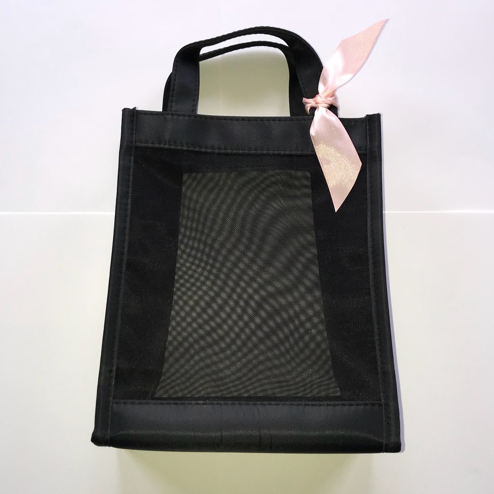 NIB Mary Kay Cosmetics Bag